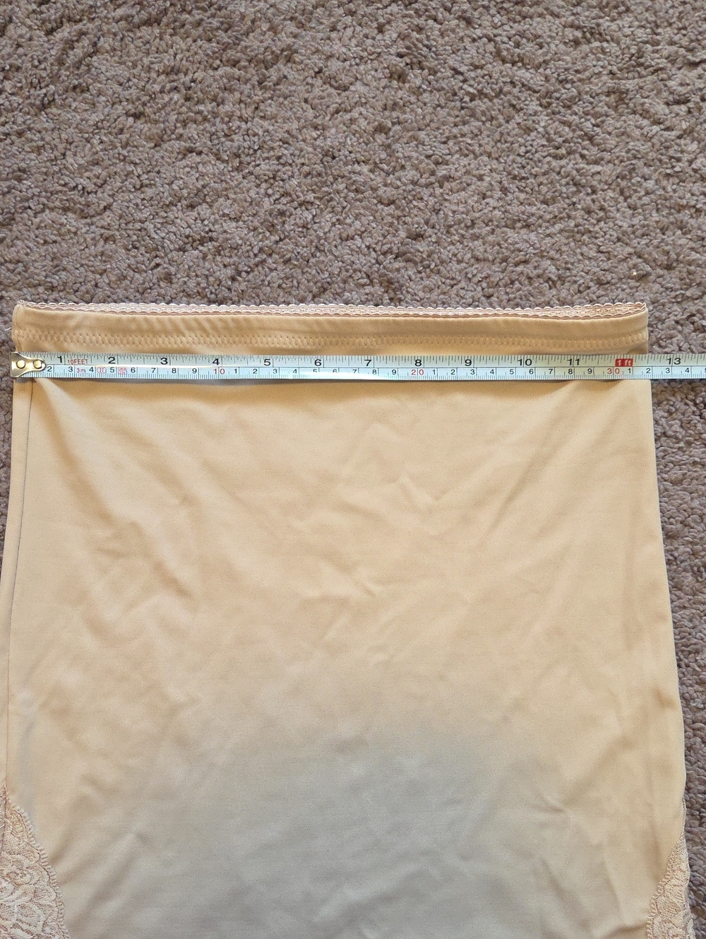 IZOD Tan Beige Nylon Spandex Tummy Control Half Slip Lace Accent Size Medium - Picture 2 of 7